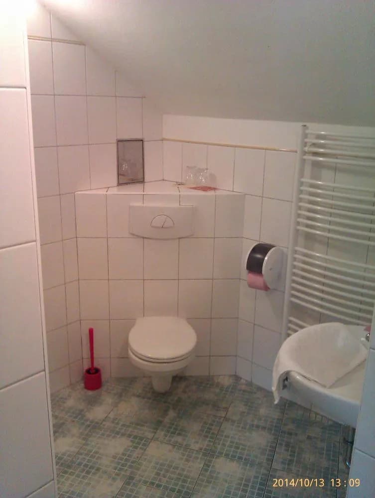 Photo 12