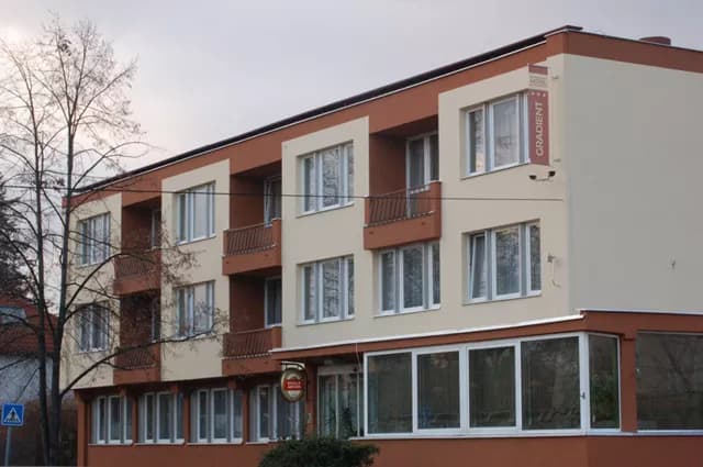Hotel Gradient, Praga Braník