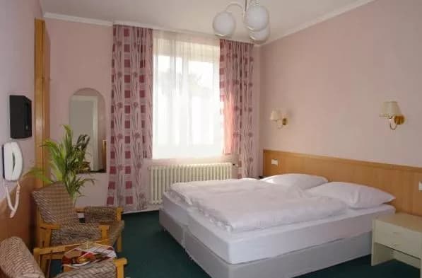 Hotel Malekon, Praga Michle