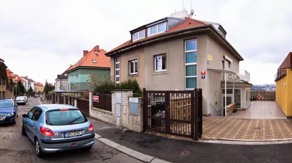 Pension Nika, Prag Krč