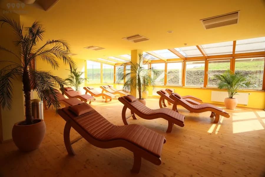 Park Holiday Congress & Wellness Hotel, Prague Benice