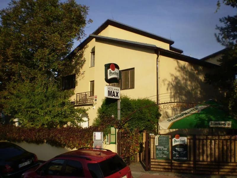 Hotel MAX, Prag Hostavice