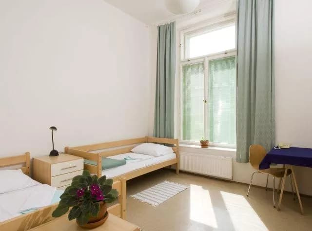 Hostel Mikoláše Alše, Prag Bubeneč