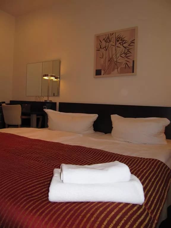 Photo 4 of Royal Plaza Hotel